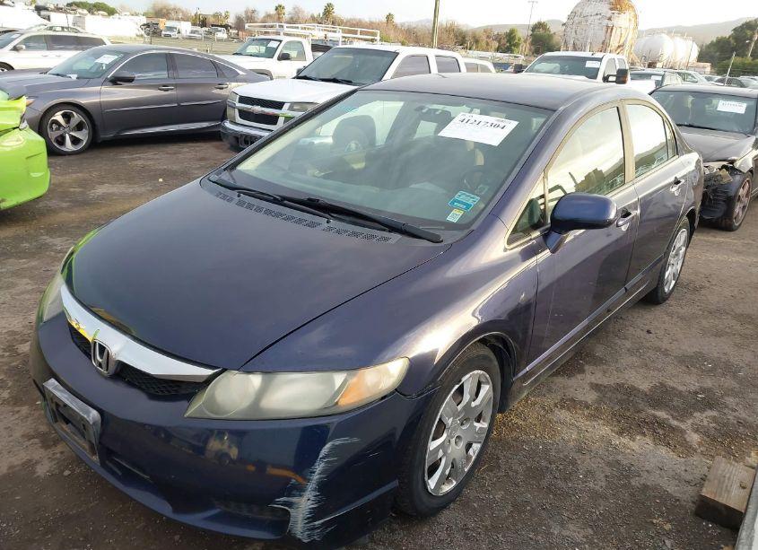 Photo 2 of 2010 Honda Civic LX (VIN 19XFA1F50AE068937)