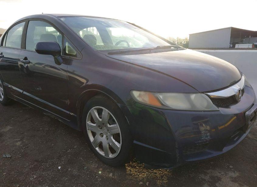 Photo 6 of 2010 Honda Civic LX (VIN 19XFA1F50AE068937)