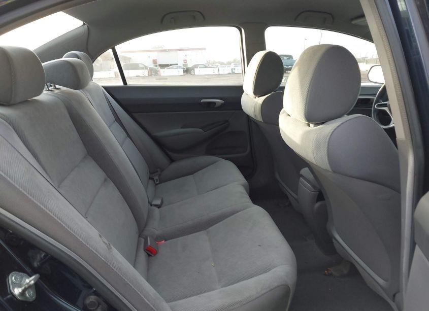 Photo 8 of 2010 Honda Civic LX (VIN 19XFA1F50AE068937)