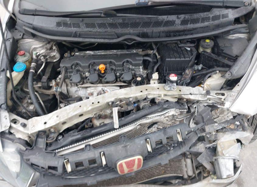 Photo 10 of 2010 Honda Civic LX (VIN 19XFA1F50AE075662)