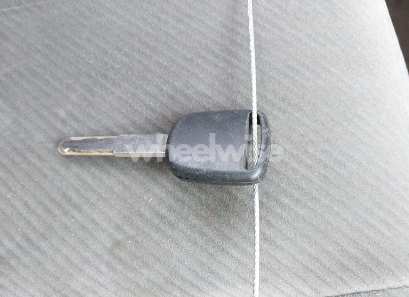 Photo 11 of 2010 Honda Civic LX (VIN 19XFA1F50AE075662)