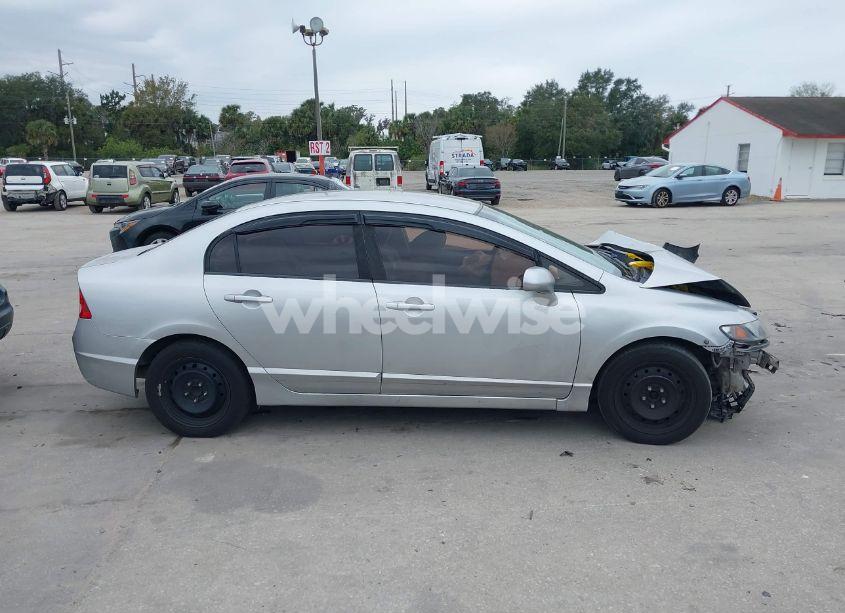 Photo 14 of 2010 Honda Civic LX (VIN 19XFA1F50AE075662)