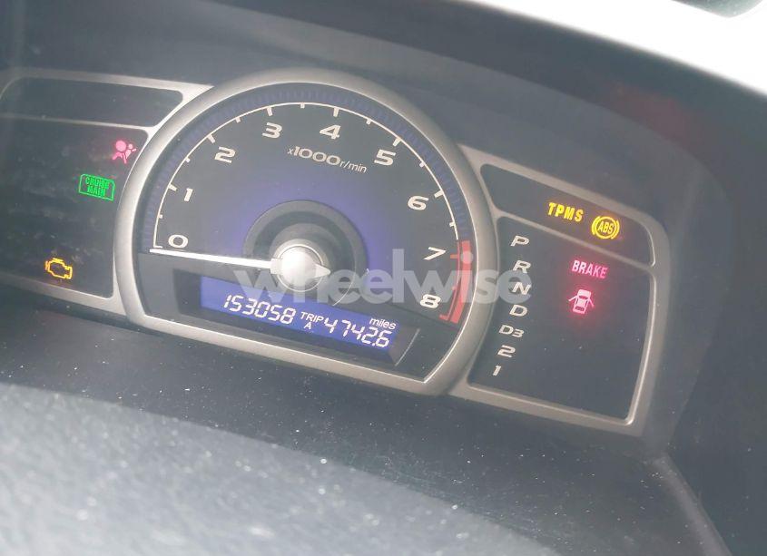 Photo 16 of 2010 Honda Civic LX (VIN 19XFA1F50AE075662)