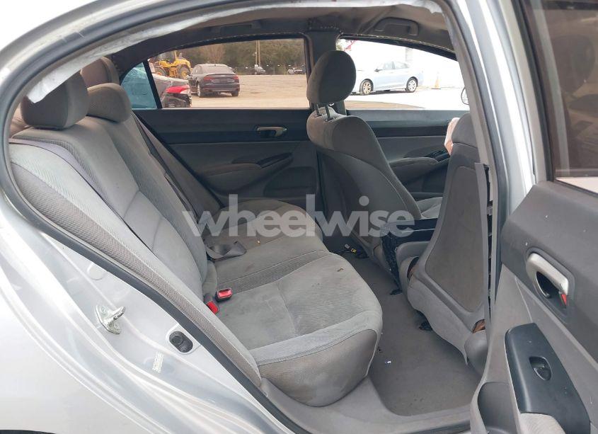 Photo 8 of 2010 Honda Civic LX (VIN 19XFA1F50AE075662)