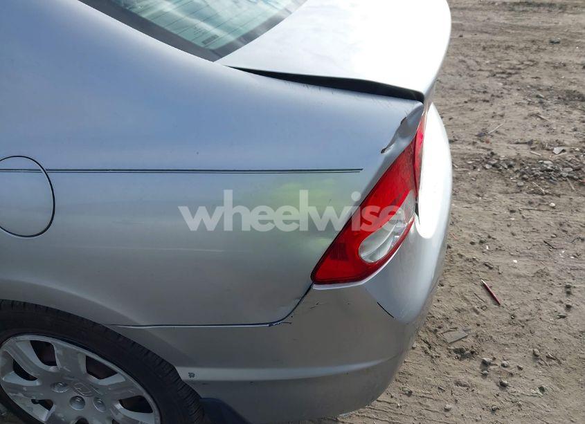 Photo 12 of 2010 Honda Civic LX (VIN 19XFA1F50AE084572)