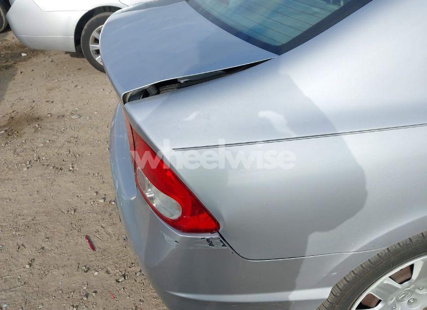 Photo 13 of 2010 Honda Civic LX (VIN 19XFA1F50AE084572)