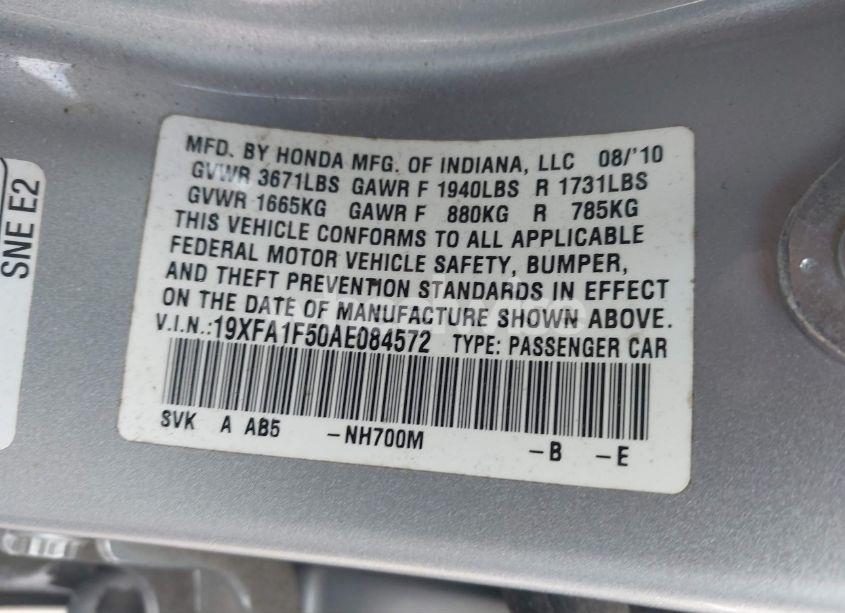 Photo 9 of 2010 Honda Civic LX (VIN 19XFA1F50AE084572)