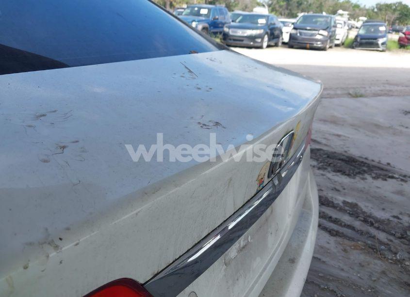 Photo 12 of 2010 Honda Civic LX (VIN 19XFA1F50AE086032)