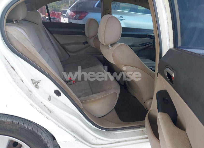 Photo 8 of 2010 Honda Civic LX (VIN 19XFA1F50AE086032)