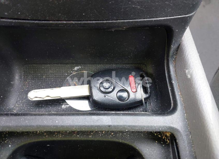 Photo 11 of 2011 Honda Civic LX (VIN 19XFA1F50BE019416)