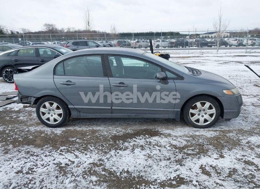 Photo 14 of 2011 Honda Civic LX (VIN 19XFA1F50BE019416)