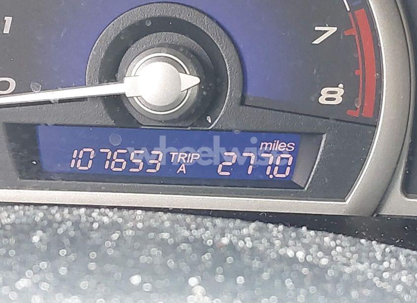 Photo 16 of 2011 Honda Civic LX (VIN 19XFA1F50BE019416)