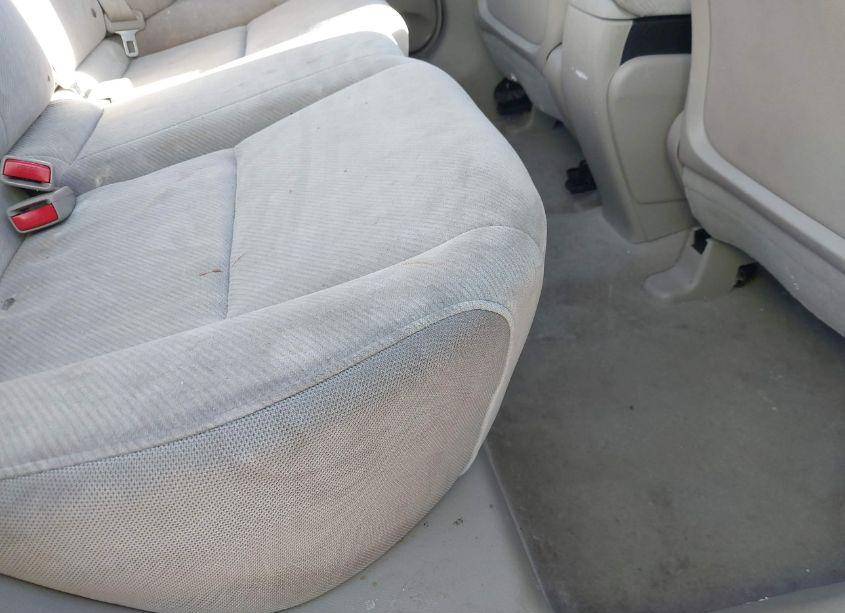 Photo 8 of 2011 Honda Civic LX (VIN 19XFA1F50BE029198)