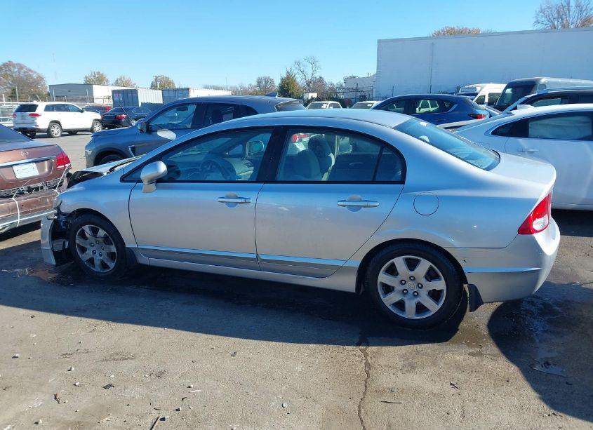 Photo 14 of 2011 Honda Civic LX (VIN 19XFA1F50BE030206)