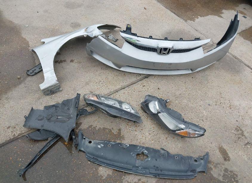 Photo 12 of 2011 Honda Civic LX (VIN 19XFA1F50BE032120)