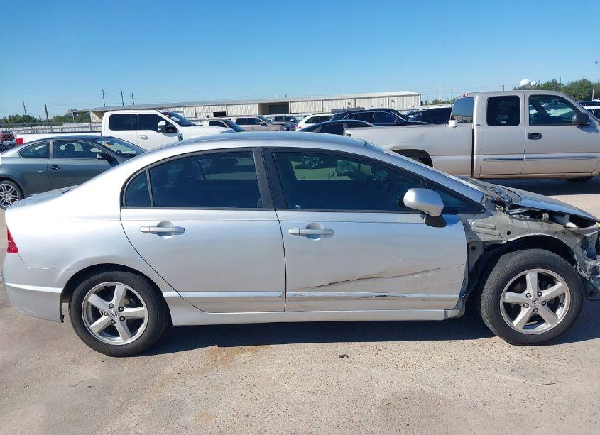 Photo 14 of 2011 Honda Civic LX (VIN 19XFA1F50BE032120)