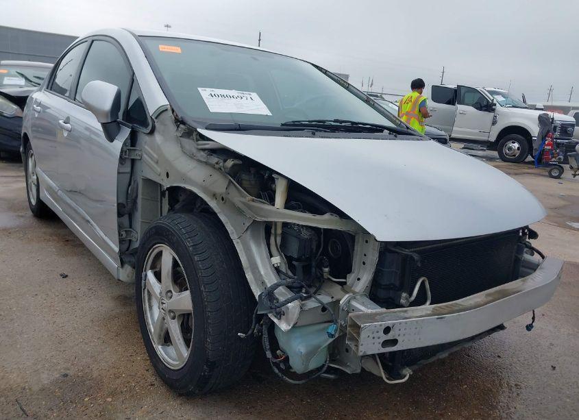 Photo 6 of 2011 Honda Civic LX (VIN 19XFA1F50BE032120)