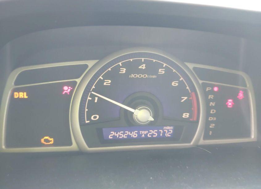 Photo 7 of 2011 Honda Civic LX (VIN 19XFA1F50BE032120)