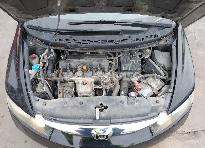 Photo 10 of 2011 Honda Civic LX (VIN 19XFA1F50BE033087)