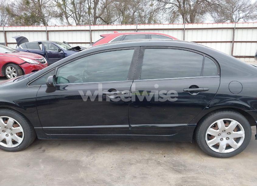 Photo 14 of 2011 Honda Civic LX (VIN 19XFA1F50BE033087)