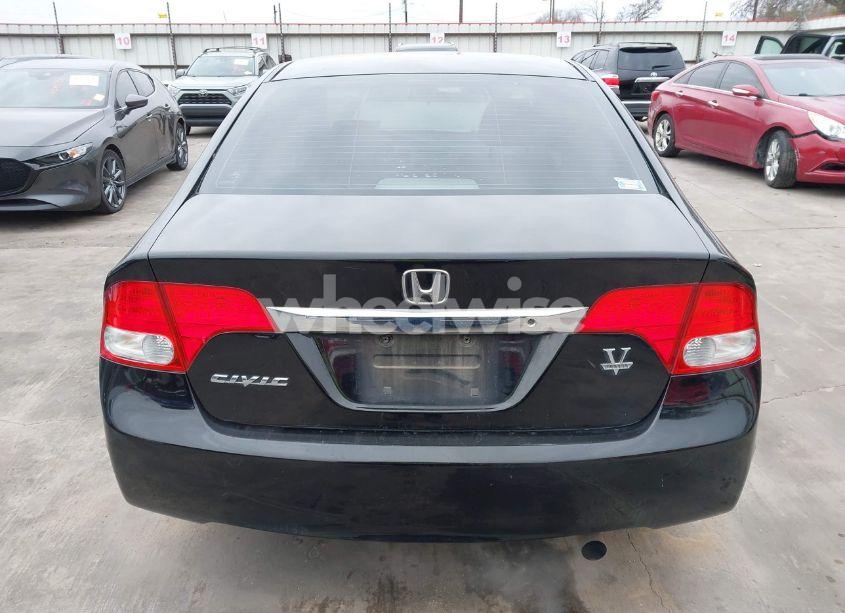 Photo 16 of 2011 Honda Civic LX (VIN 19XFA1F50BE033087)