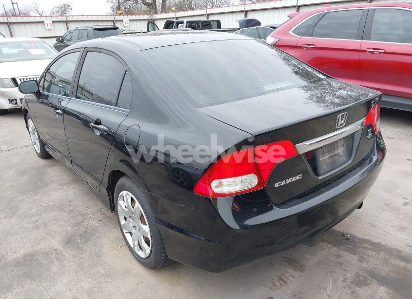 Photo 3 of 2011 Honda Civic LX (VIN 19XFA1F50BE033087)