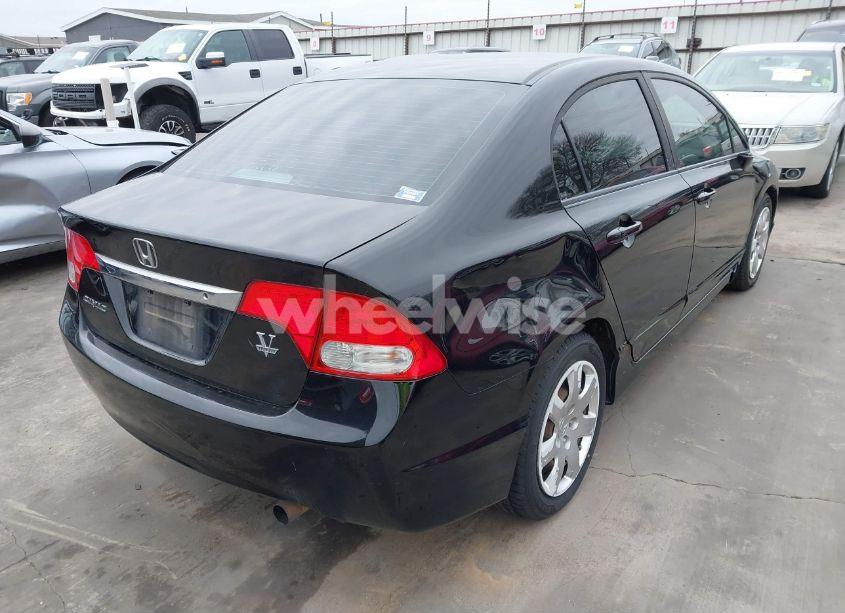 Photo 4 of 2011 Honda Civic LX (VIN 19XFA1F50BE033087)