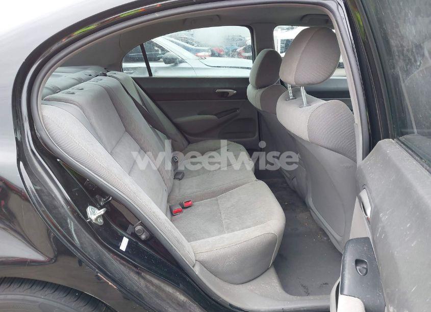 Photo 8 of 2011 Honda Civic LX (VIN 19XFA1F50BE033087)