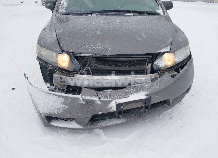 Photo 6 of 2011 Honda Civic LX (VIN 19XFA1F50BE033915)