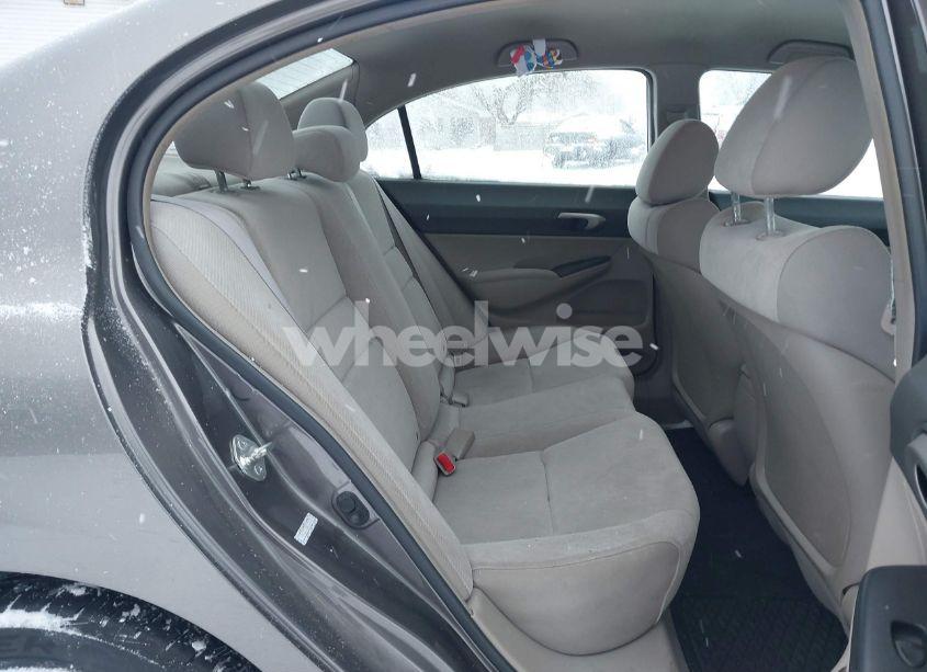 Photo 8 of 2011 Honda Civic LX (VIN 19XFA1F50BE033915)