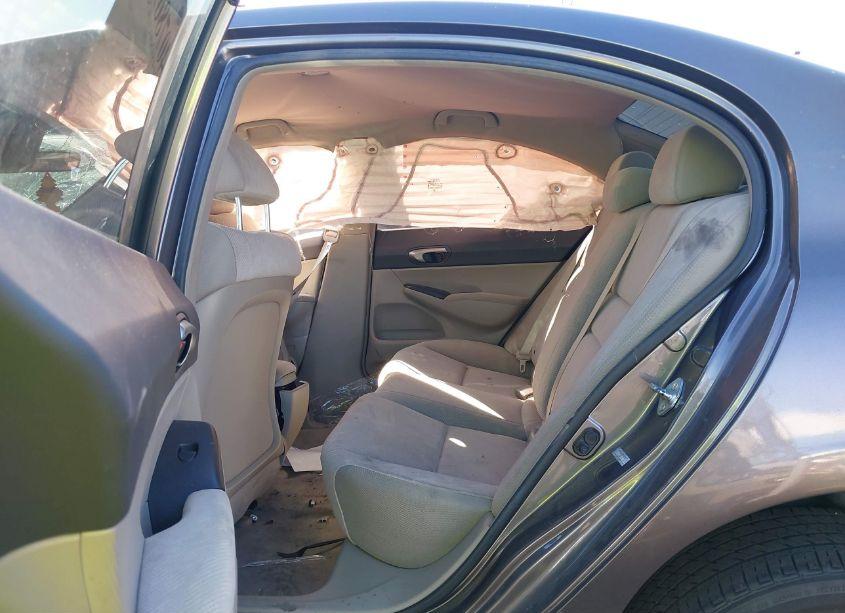 Photo 8 of 2011 Honda Civic LX (VIN 19XFA1F50BE042212)