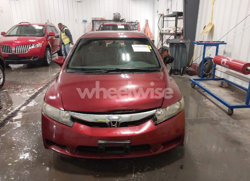 Photo 12 of 2010 Honda Civic LX (VIN 19XFA1F51AE008293)