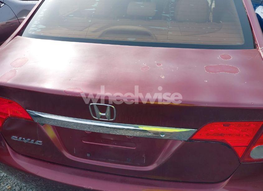 Photo 19 of 2010 Honda Civic LX (VIN 19XFA1F51AE008293)