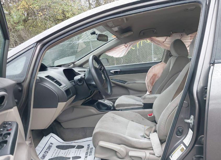 Photo 5 of 2010 Honda Civic LX (VIN 19XFA1F51AE030889)