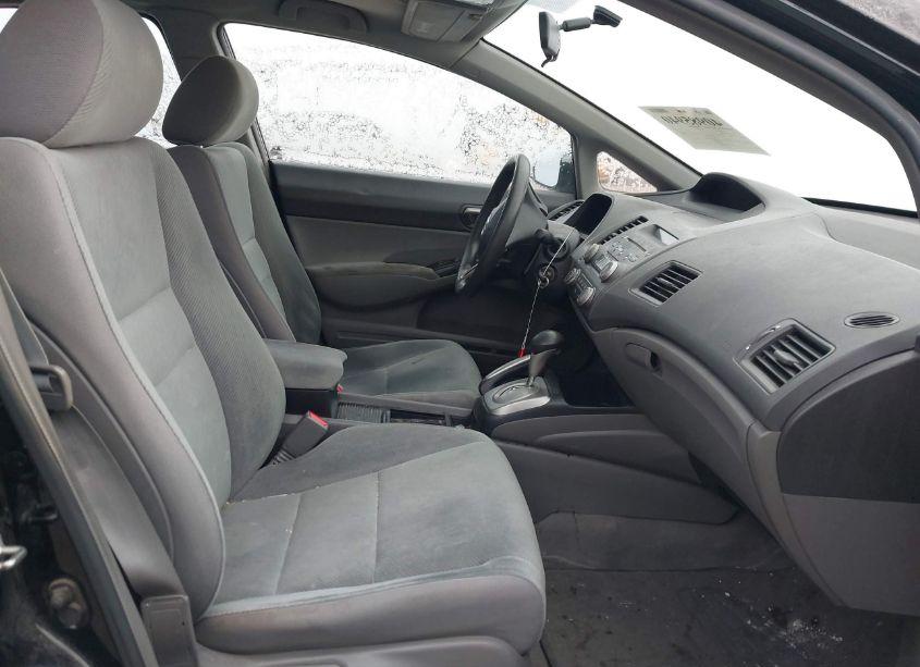 Photo 5 of 2010 Honda Civic LX (VIN 19XFA1F51AE038880)