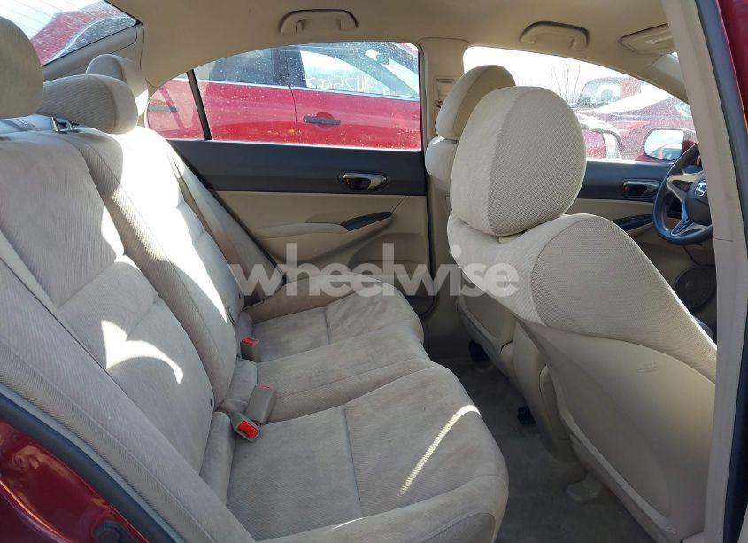 Photo 8 of 2010 Honda Civic LX (VIN 19XFA1F51AE040418)