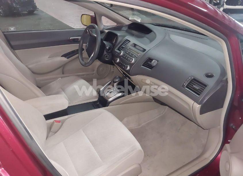 Photo 5 of 2010 Honda Civic LX (VIN 19XFA1F51AE053220)