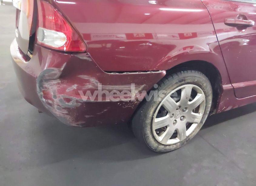 Photo 6 of 2010 Honda Civic LX (VIN 19XFA1F51AE053220)