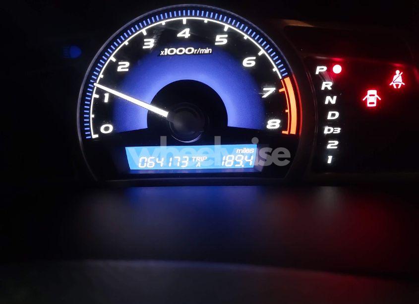 Photo 7 of 2010 Honda Civic LX (VIN 19XFA1F51AE053220)