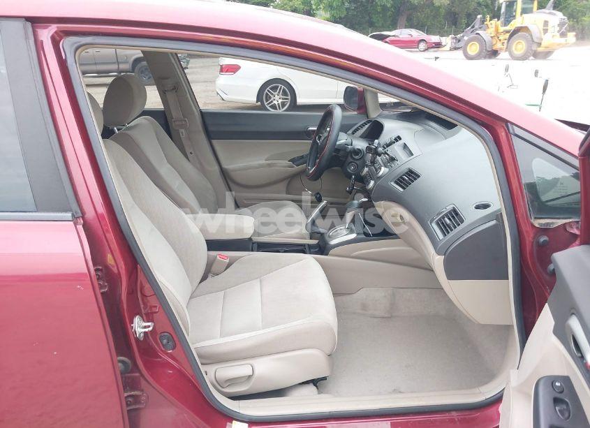 Photo 5 of 2010 Honda Civic LX (VIN 19XFA1F51AE076254)