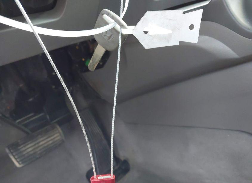 Photo 11 of 2011 Honda Civic LX (VIN 19XFA1F51BE004584)