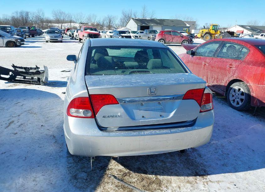 Photo 17 of 2011 Honda Civic LX (VIN 19XFA1F51BE006108)