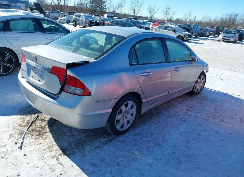 Photo 4 of 2011 Honda Civic LX (VIN 19XFA1F51BE006108)