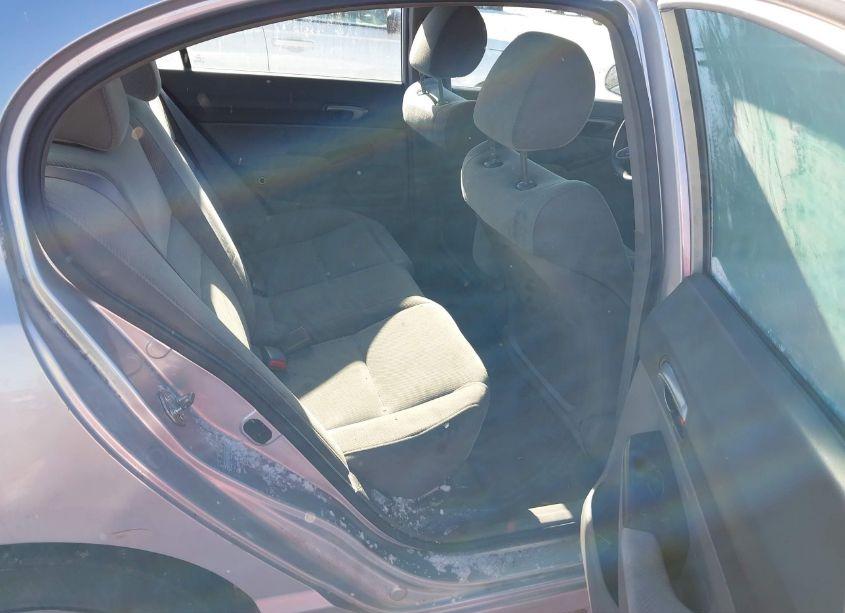 Photo 8 of 2011 Honda Civic LX (VIN 19XFA1F51BE006108)