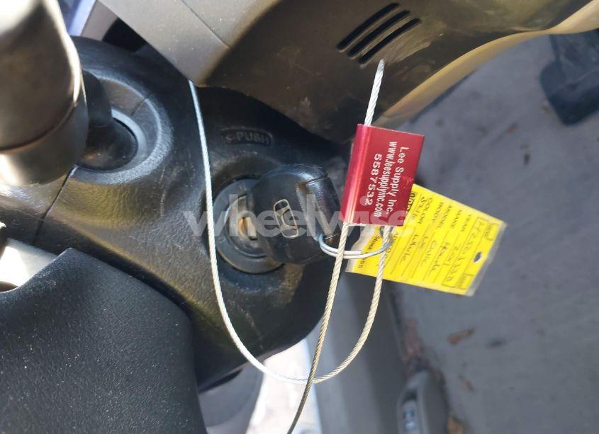 Photo 11 of 2011 Honda Civic LX (VIN 19XFA1F51BE023216)