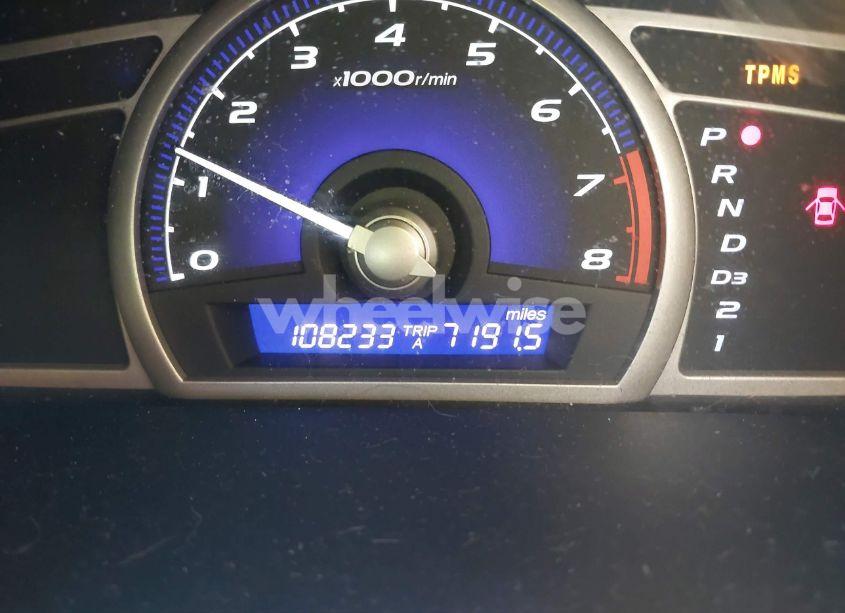 Photo 15 of 2011 Honda Civic LX (VIN 19XFA1F51BE023216)