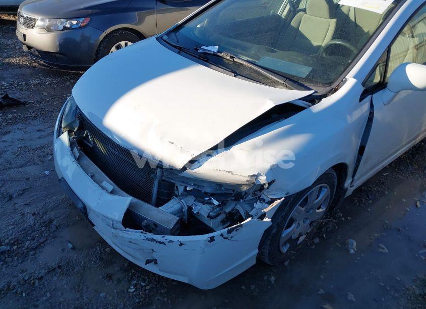 Photo 6 of 2011 Honda Civic LX (VIN 19XFA1F51BE023216)