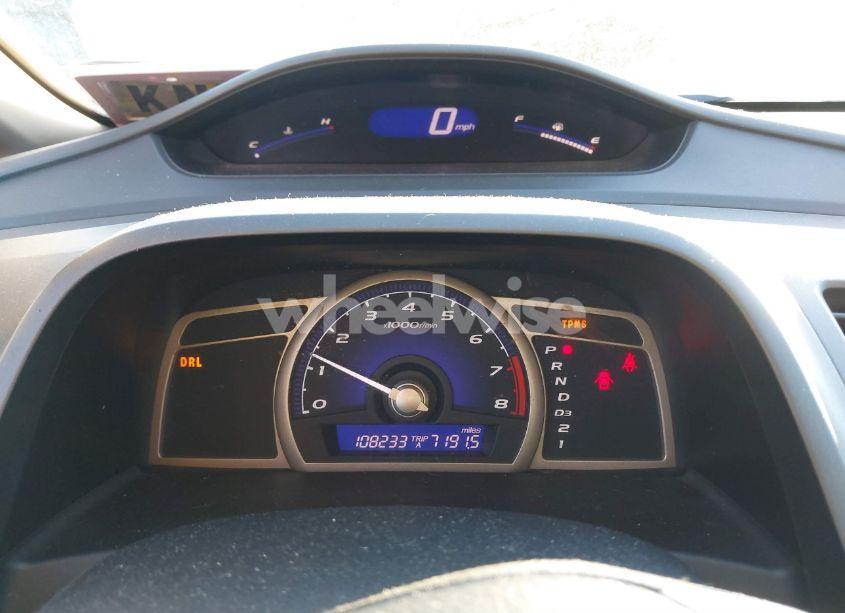 Photo 7 of 2011 Honda Civic LX (VIN 19XFA1F51BE023216)