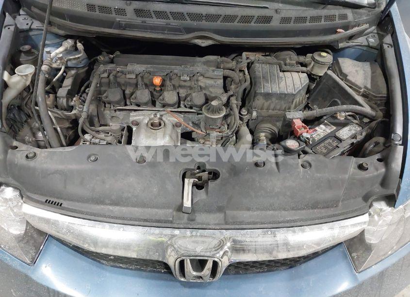 Photo 10 of 2011 Honda Civic LX (VIN 19XFA1F51BE036208)