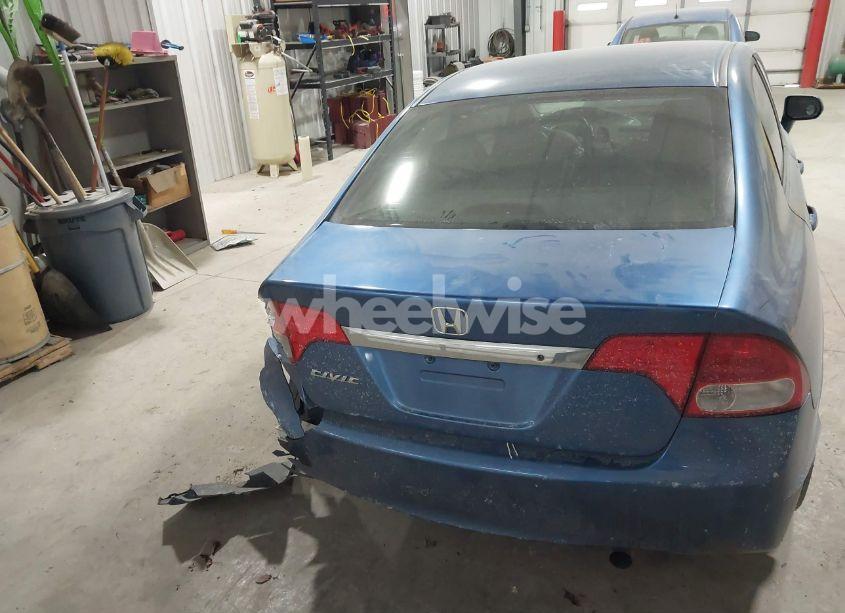 Photo 16 of 2011 Honda Civic LX (VIN 19XFA1F51BE036208)